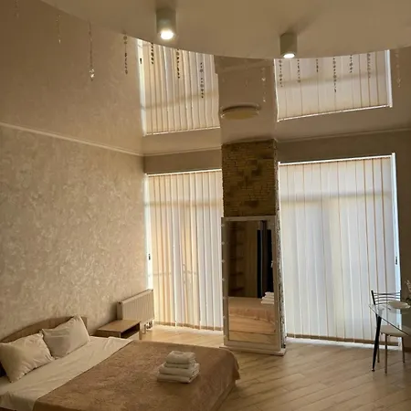 біля моря 8 поверх *