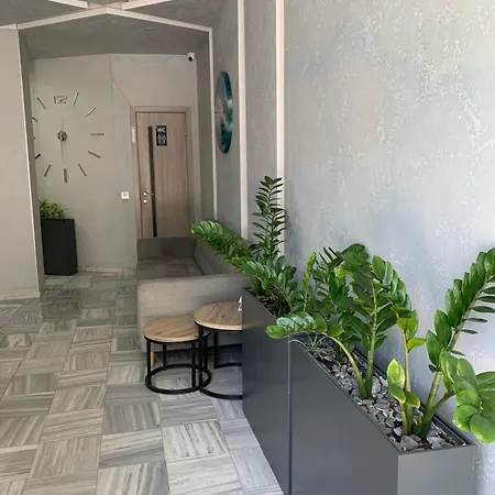 біля моря 8 поверх *