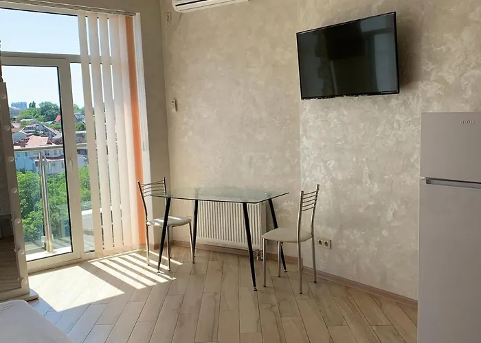 біля моря 8 поверх